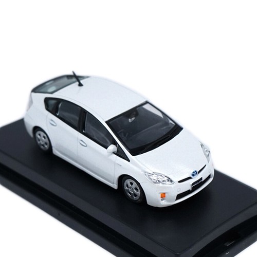 toyota prius diecast model car